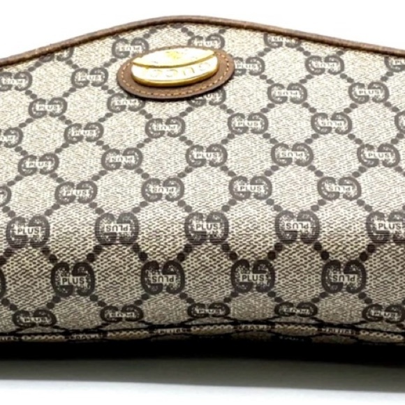 Authentic GUCCI GG Plus Beige Brown
PVC Leather Shoulder Bag - Picture 3 of 16